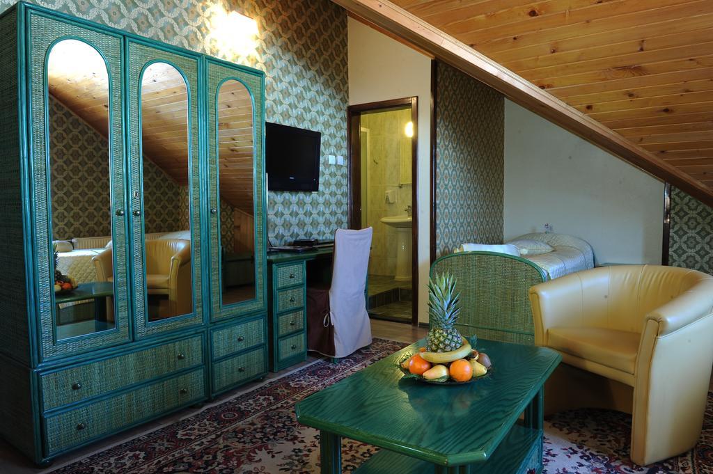 Klub Satelit Zlatibor Bed & Breakfast Eksteriør bilde